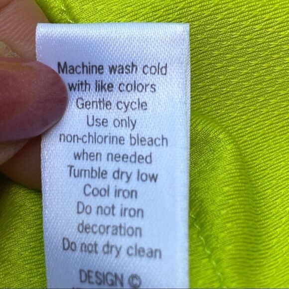 Athleta Wick It Good Sleeveless Athletic Top - Picture 7 of 9